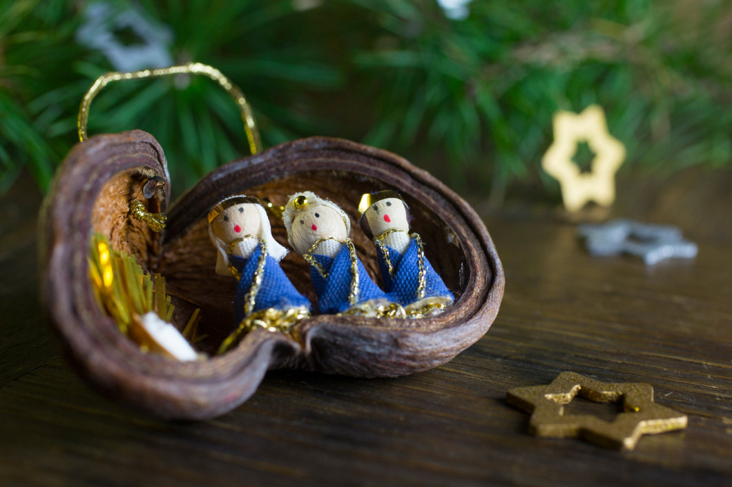 Christmas decoration with Native scene