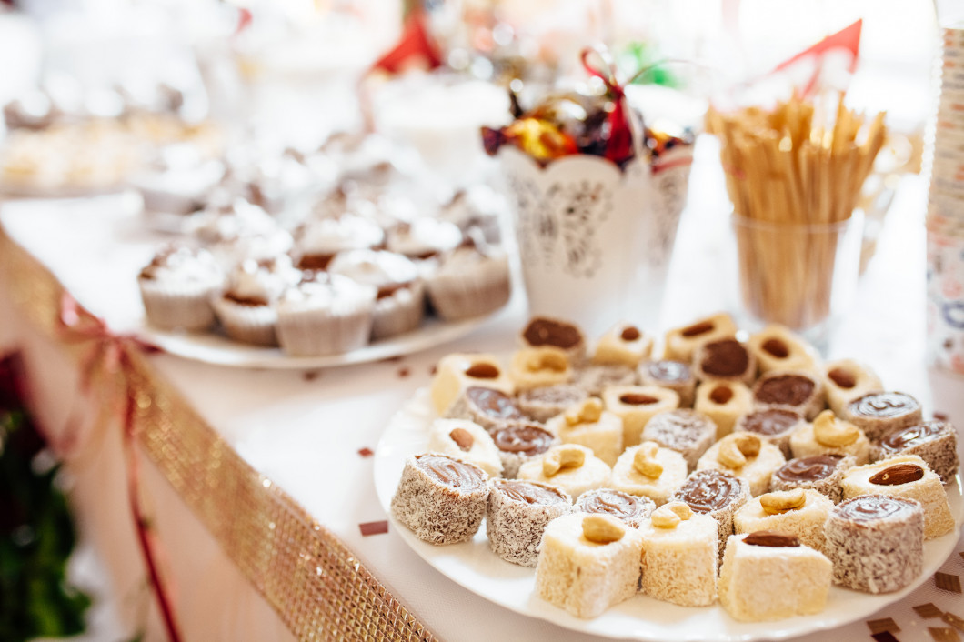 wedding food, festive dessert, delicious dishes