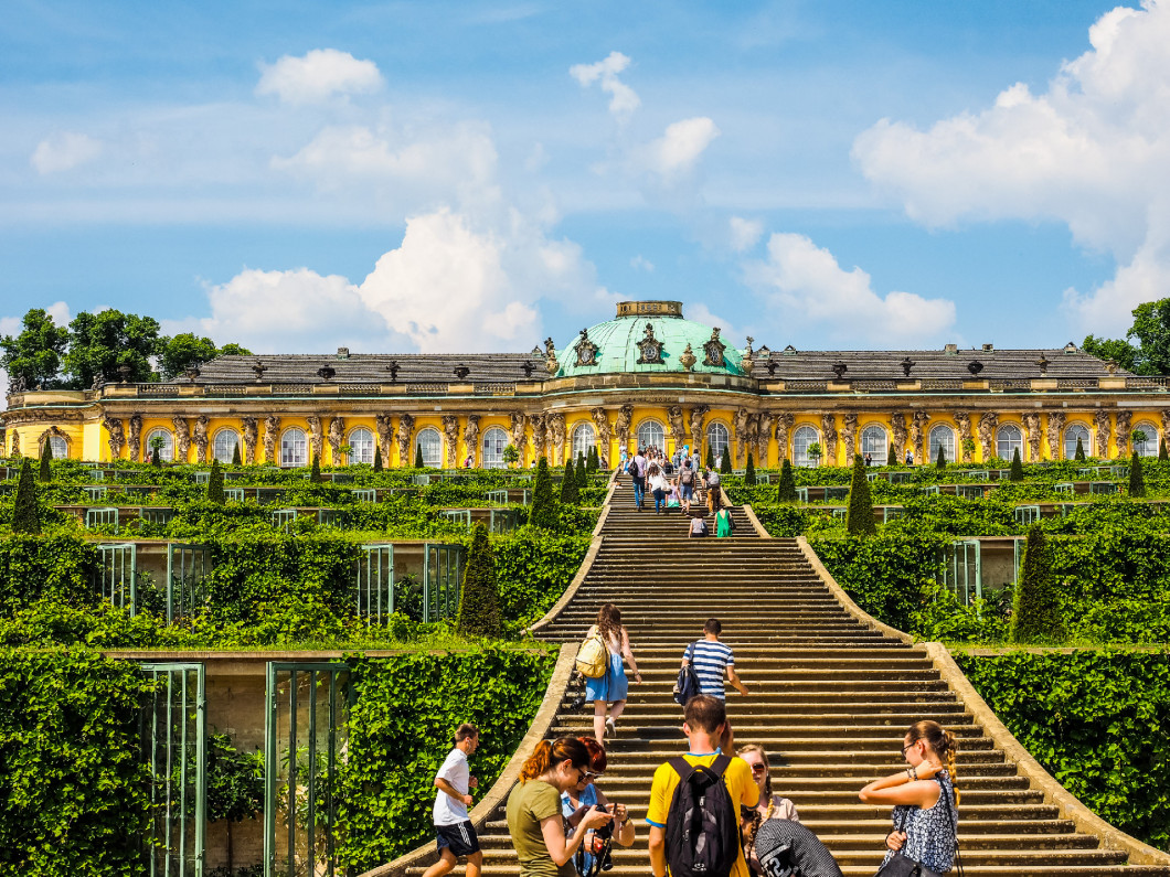 Schloss Sanssouci in Potsdam (HDR)