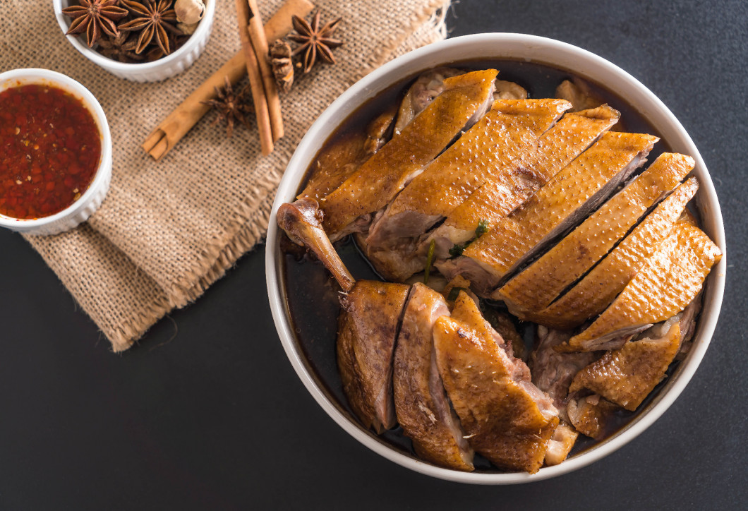 pot-stewed duck with sauce and ingradients