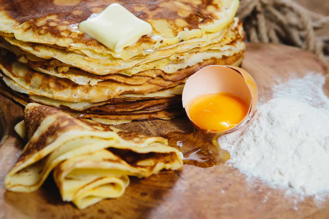 Russian traditional pancakes - blini