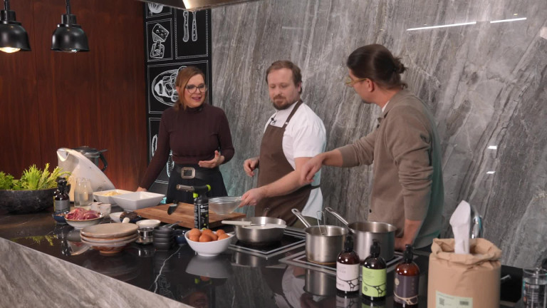 Sárgatúró egy apró csavarral