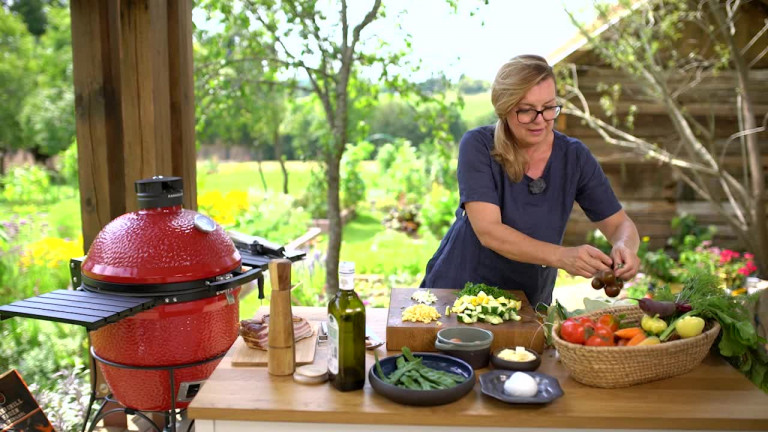 Zöldséges wok: „egy serpenyőben a kertem” 